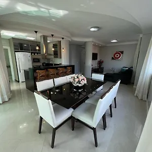 Em Meia - Quadra Mar 3 Dormitórios 2 Apartamento